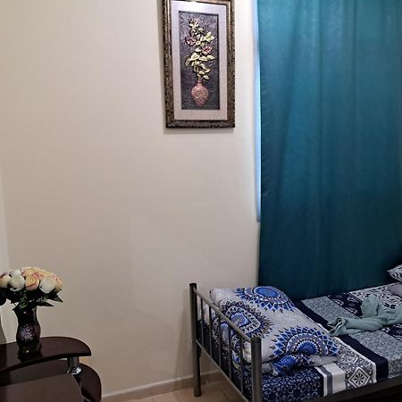 Top House Hostel Abu Dhabi Eksteriør bilde