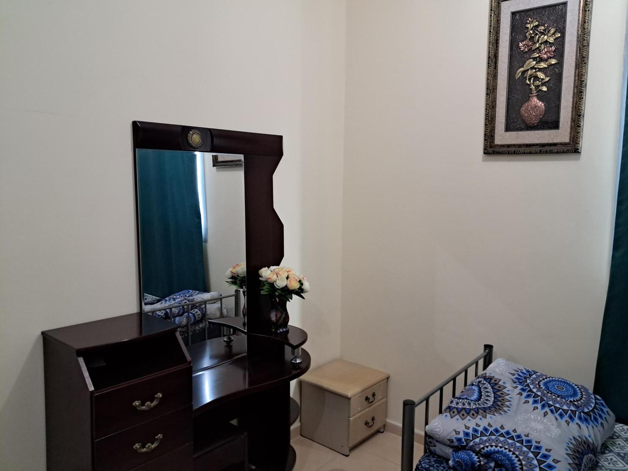 Top House Hostel Abu Dhabi Eksteriør bilde